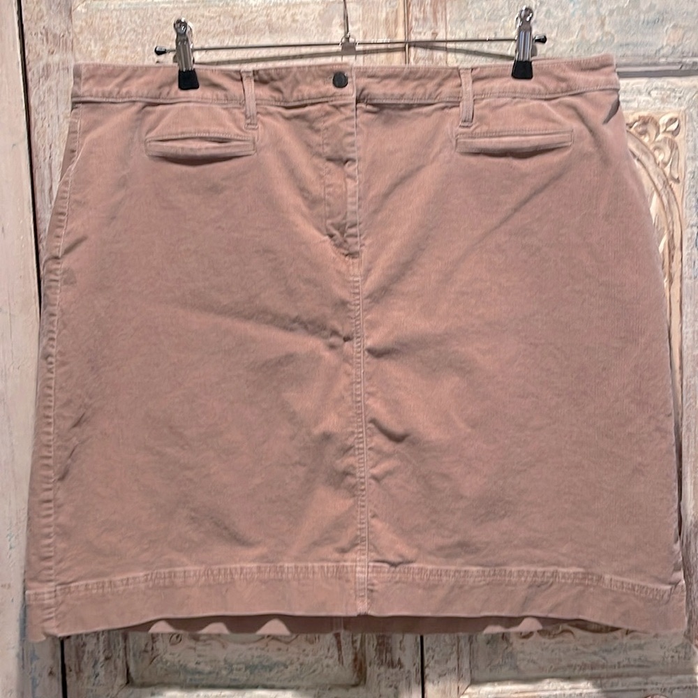 EUC Talbots Lightweight Corduroy Pencil Skirt /22W/